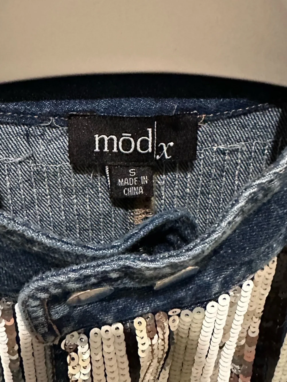 Mod x Women’s Dark Blue Multi-color Sequin Denim Jacket. Size Small - Picture 5 of 8